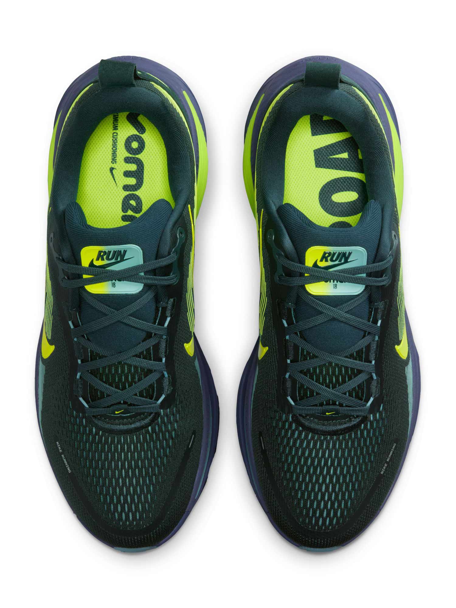 Nike Vomero 18 Side View