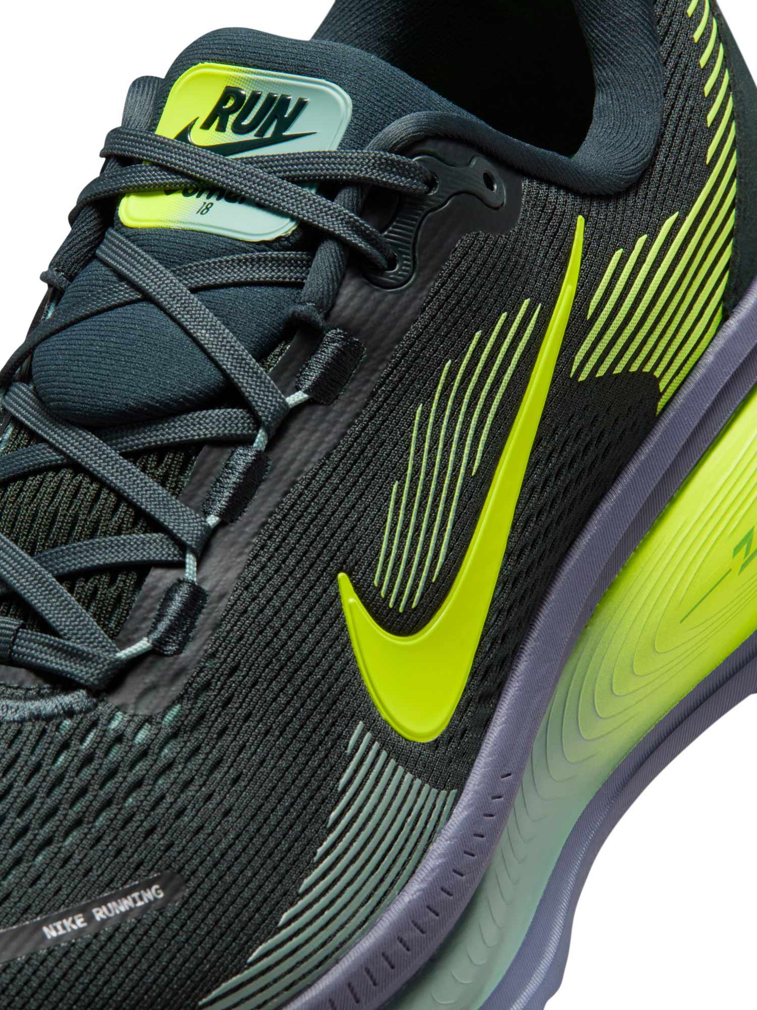 Nike Vomero 18 Traction