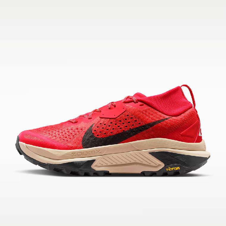 Мъжки маратонки за трейл бягане Nike ACG Zegama в червено с черно-бежова подметка &ndash; страничен изглед 
